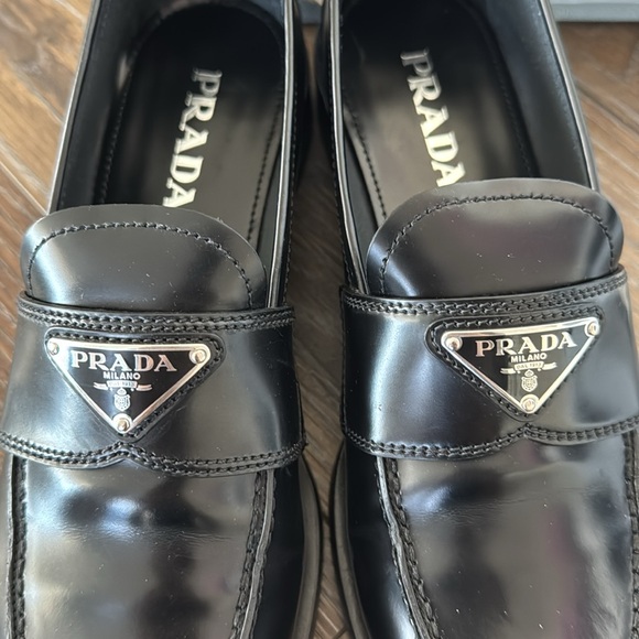 PRADA logo leather loafers 39.5 - Picture 5 of 9